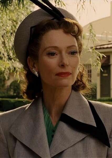 Tilda Swinton photo