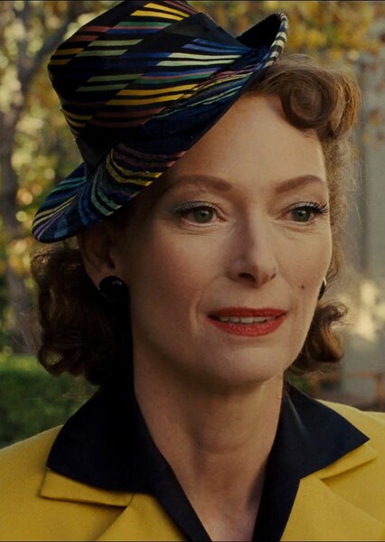 Tilda Swinton photo