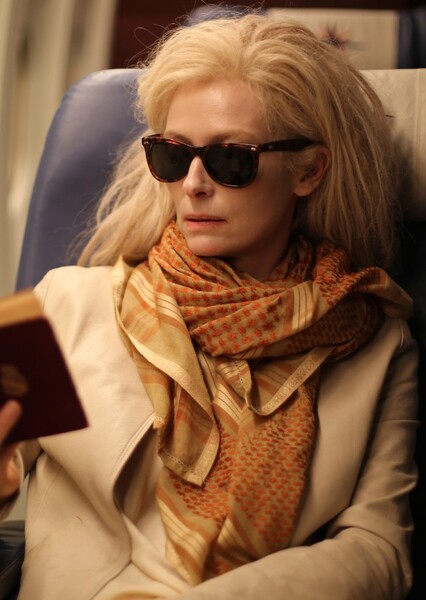 Tilda Swinton photo