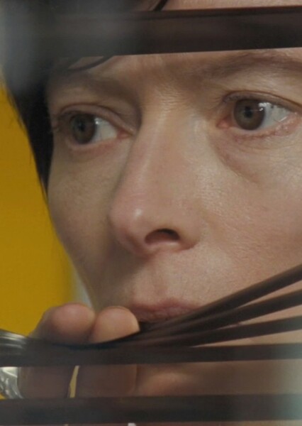 Tilda Swinton photo