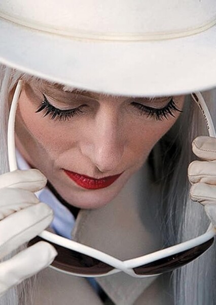 Tilda Swinton photo