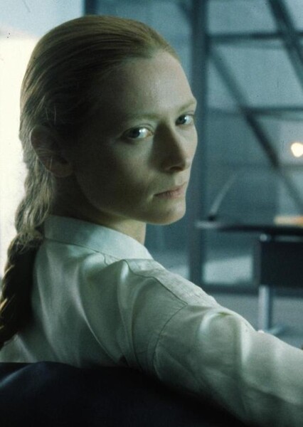 Tilda Swinton photo