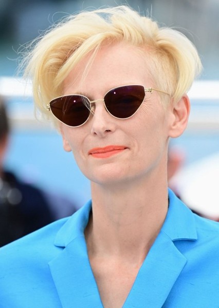 Tilda Swinton photo