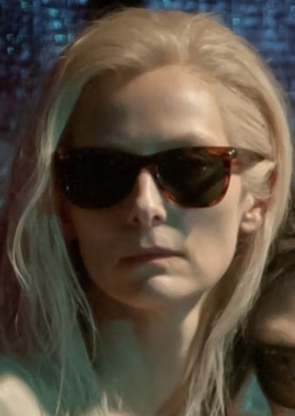 Tilda Swinton photo