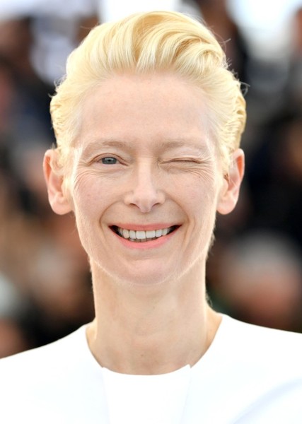 Tilda Swinton photo