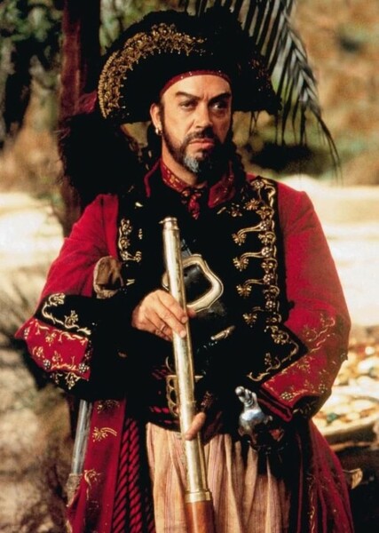 Tim Curry