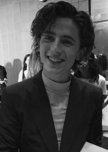Timothée Chalamet photo