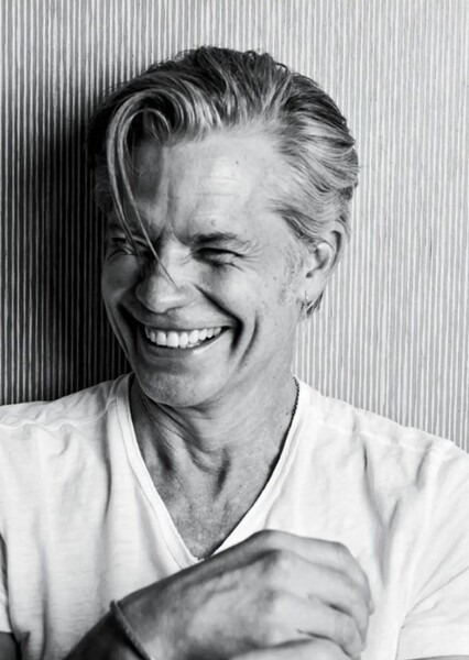 Timothy Olyphant photo