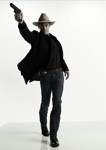 Timothy Olyphant photo