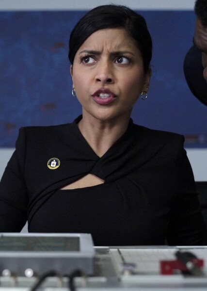 Tiya Sircar photo