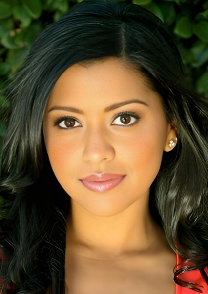 Tiya Sircar photo