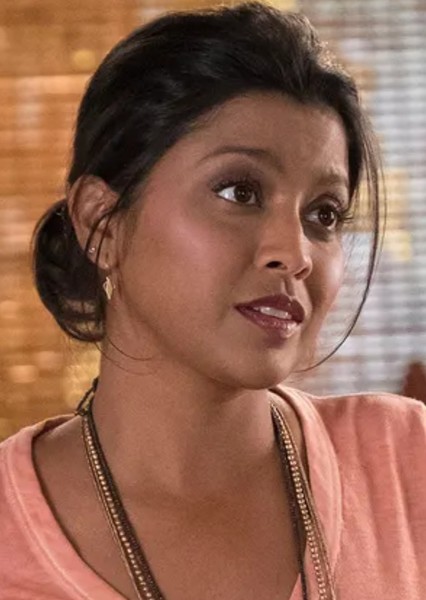 Tiya Sircar photo