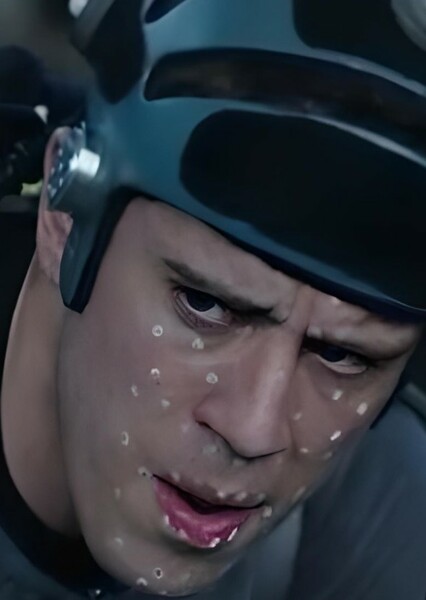 Toby Kebbell photo