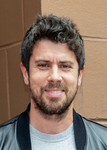 Toby Kebbell photo