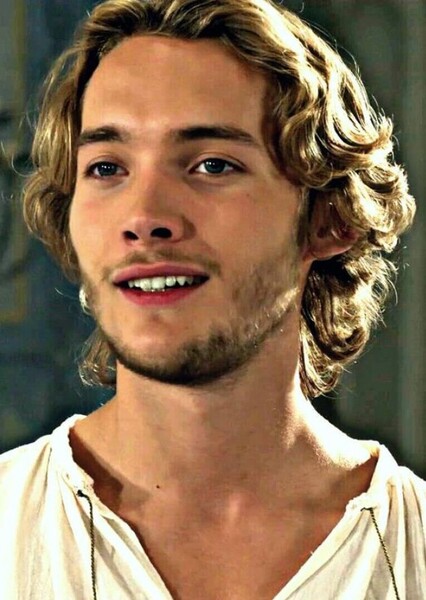 Toby Regbo photo