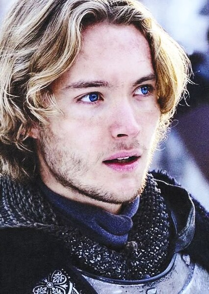Toby Regbo photo