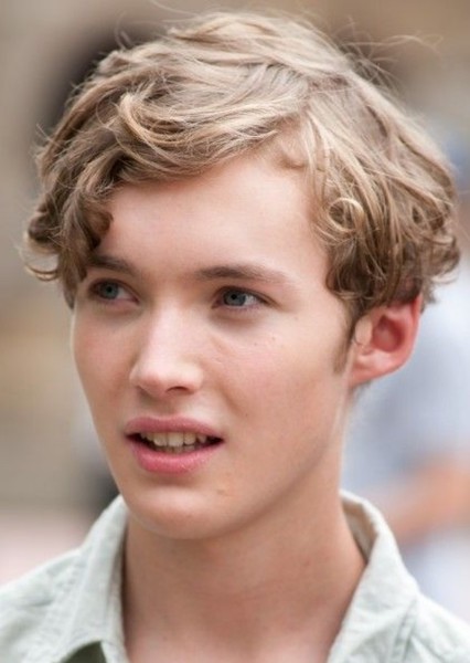 Toby Regbo photo
