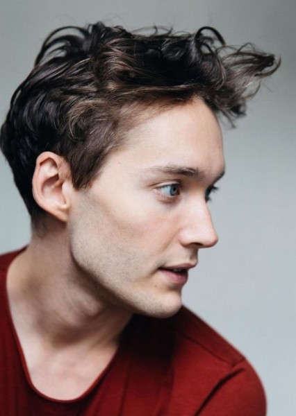 Toby Regbo photo