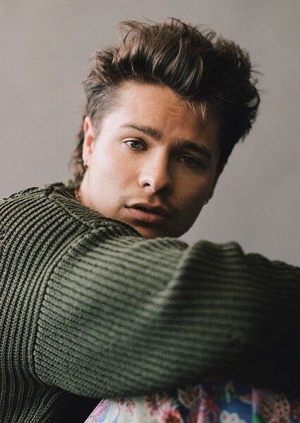 Toby Wallace photo