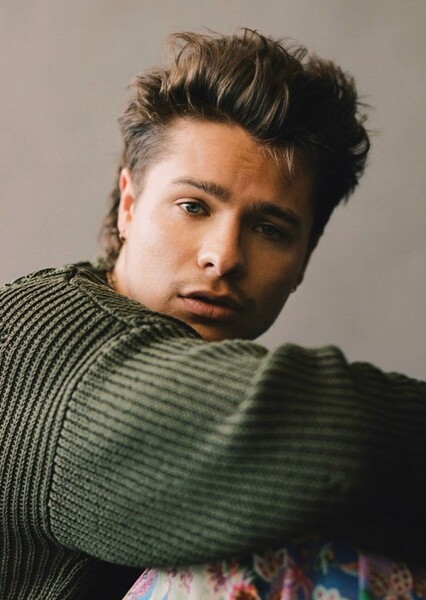 Toby Wallace photo