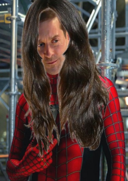 Toeby Maguire with long hair
