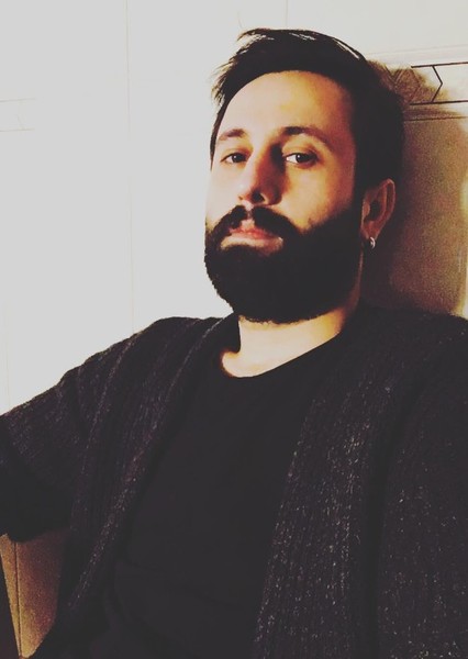 Tolga Bayraklı photo