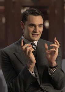 Tom Bateman