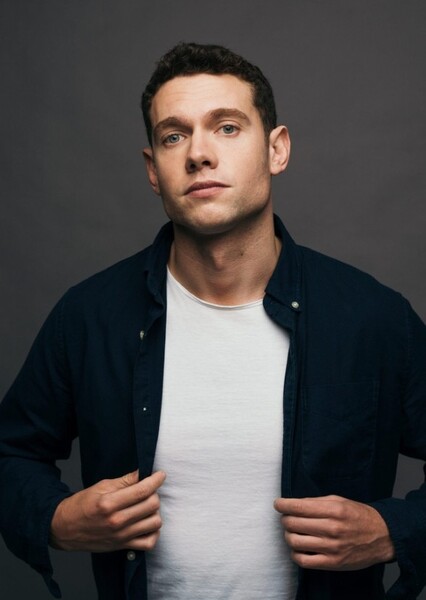 Tom Brittney photo