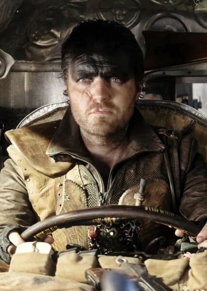 Tom Burke photo