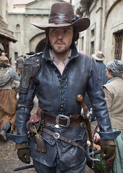 Tom Burke photo