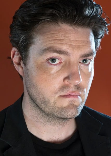 Tom Burke photo