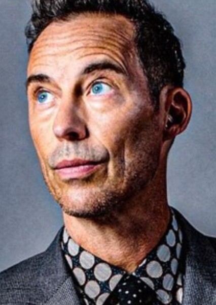 Tom Cavanagh photo
