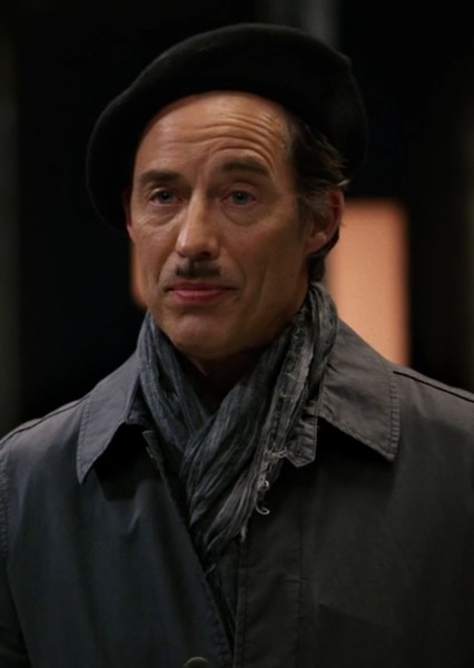 Tom Cavanagh photo