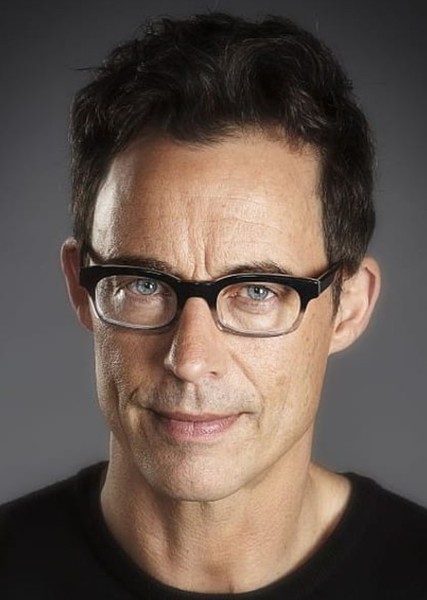 Tom Cavanagh photo