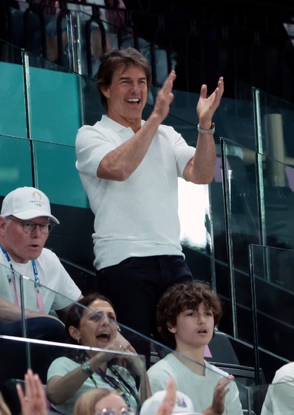 Tom Cruise photo