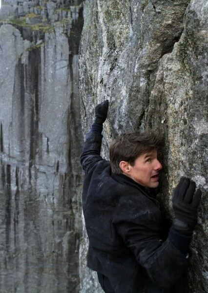 Tom Cruise photo