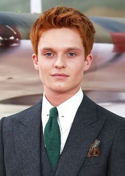 Tom Glynn-Carney photo