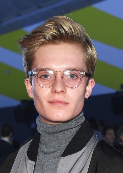 Tom Glynn-Carney photo