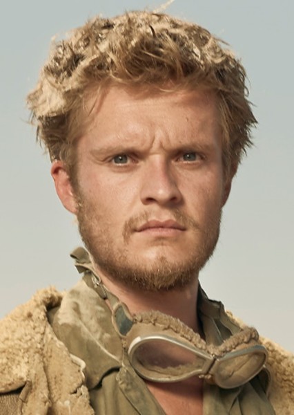 Tom Glynn-Carney