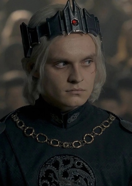 Tom Glynn-Carney