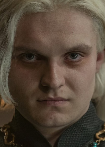 Tom Glynn-Carney photo