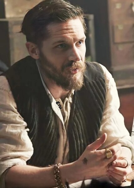 Tom Hardy photo
