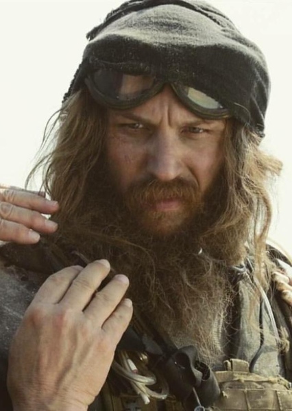 Tom Hardy photo