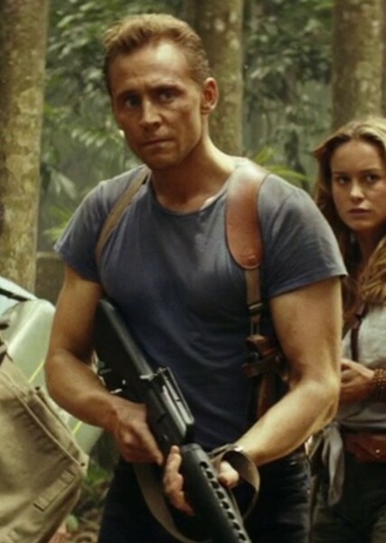 Tom Hiddleston photo