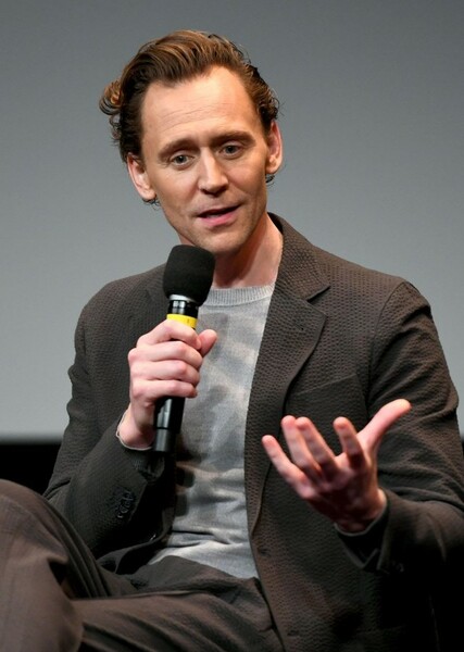 Tom Hiddleston