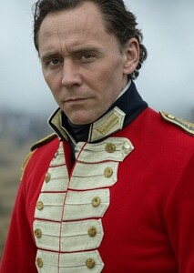 Tom Hiddleston