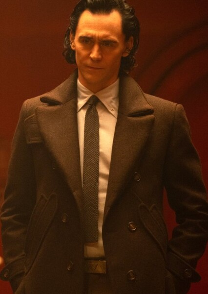 Tom Hiddleston photo