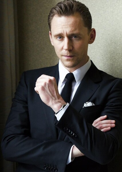 Tom Hiddleston photo