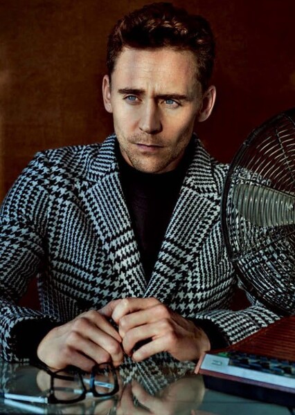 Tom Hiddleston photo