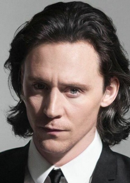 Tom Hiddleston photo